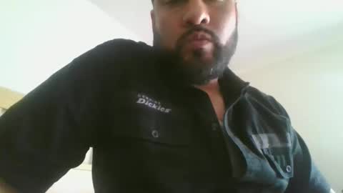 sal cumplaciente online show from October 2025 07:30:02 PM