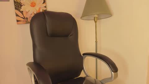 Salem online show from February 2026 07:21:01 PM