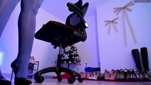 Sali G  online show from December 2025 01:05:02 PM