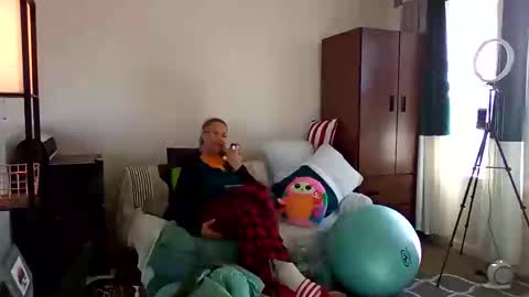 Snapshot of salis1981 chatting on March 2025 02:04:01 AM salis1981 online show from March 2025 02:04:01 AM