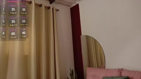 Silvia  online show from June 2026 12:30:01 PM