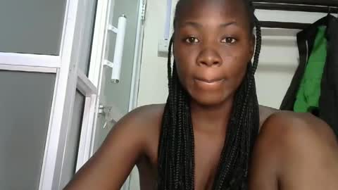 Snapshot of sally_beauty2023 chatting on February 2025 09:39:02 AM sally_beauty2023 online show from February 2025 09:39:02 AM