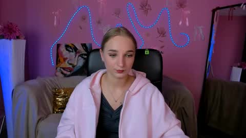 sally_meow online show from May 2026 09:47:01 AM