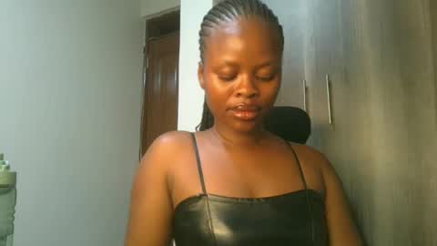 Snapshot of sallysasha254 chatting on December 2024 07:32:02 PM sallysasha254 online show from December 2024 07:32:02 PM