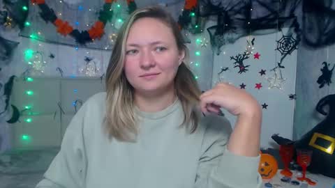 Sally online show from October 2025 05:42:01 PM