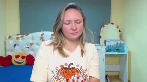 Sally online show from November 2025 07:24:01 PM