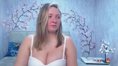 Snapshot of sallyverda chatting on May 2026 06:16:02 PM Sally online show from May 2026 06:16:02 PM