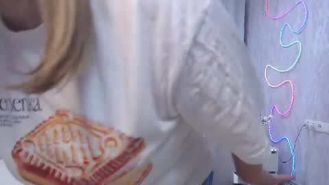 Snapshot of sallyverda chatting on July 2026 06:03:02 PM Sally online show from July 2026 06:03:02 PM