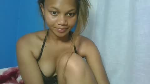 Snapshot of sallywett chatting on January 2025 07:37:01 PM SallyWett online show from January 2025 07:37:01 PM