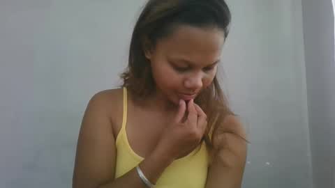 Snapshot of sallywett chatting on December 2025 07:16:02 AM SallyWett online show from December 2025 07:16:02 AM