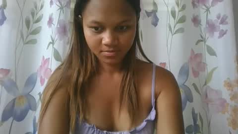 Snapshot of sallywett chatting on January 2026 12:21:02 PM SallyWett online show from January 2026 12:21:02 PM