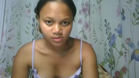 Snapshot of sallywett chatting on February 2026 06:50:02 PM SallyWett online show from February 2026 06:50:02 PM