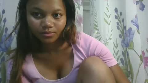 Snapshot of sallywett chatting on February 2026 07:56:01 PM SallyWett online show from February 2026 07:56:01 PM