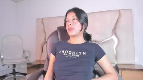 Snapshot of salmaportman_ chatting on May 2026 02:18:01 AM salmaportman_ online show from May 2026 02:18:01 AM