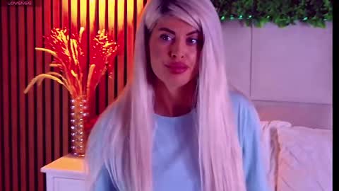 Snapshot of salmaroze chatting on May 2026 03:37:02 AM SalmaRoze online show from May 2026 03:37:02 AM