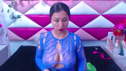 salmasanto online show from February 2025 03:02:02 AM