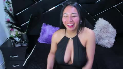 Snapshot of salmasantos chatting on June 2026 02:45:02 AM salmasanto online show from June 2026 02:45:02 AM
