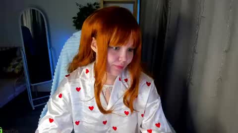 Snapshot of salmon_d chatting on July 2026 12:58:01 AM Bella online show from July 2026 12:58:01 AM