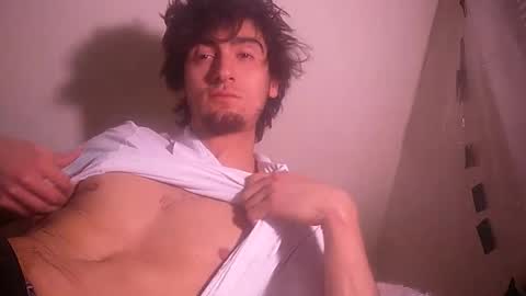 salmonman1305 online show from February 2025 08:52:02 AM