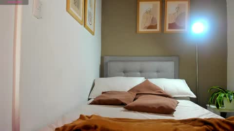 Salo     online show from April 2026 03:25:01 PM