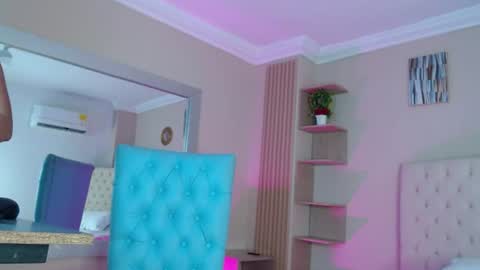 Snapshot of salome__2002 chatting on June 2026 12:03:02 PM salome__2002 online show from June 2026 12:03:02 PM