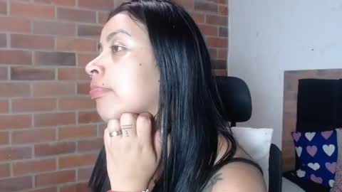 Snapshot of salome__hills chatting on June 2026 08:00:02 PM online show from June 2026 08:00:02 PM