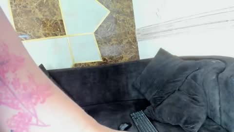 Snapshot of salome_langly chatting on March 2026 09:21:01 PM SALOME online show from March 2026 09:21:01 PM