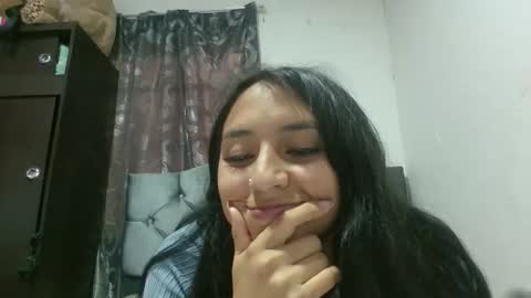 Snapshot of salome_parra21 chatting on November 2025 09:47:01 PM salome_parra21 online show from November 2025 09:47:01 PM