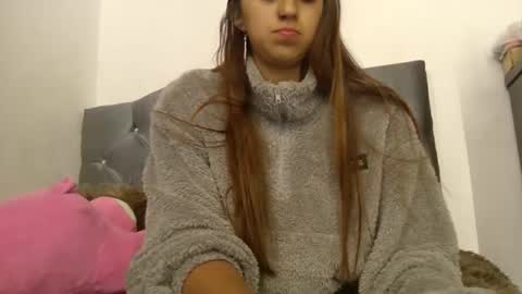 Snapshot of salome_parra21 chatting on April 2026 03:07:01 AM salome_parra21 online show from April 2026 03:07:01 AM
