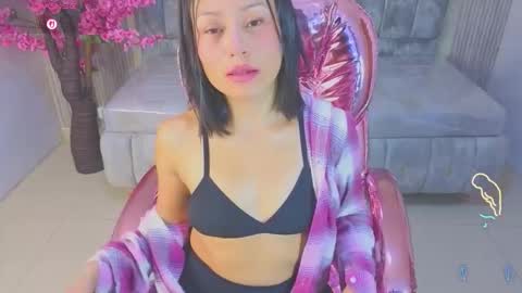 Salome  online show from November 2025 01:36:01 PM