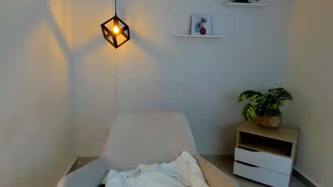 Salome velour online show from February 2026 12:22:02 PM