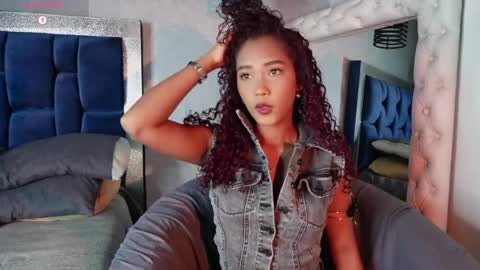 Snapshot of salome_williamss chatting on May 2026 12:23:02 PM Salome online show from May 2026 12:23:02 PM