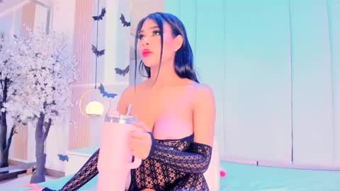  Salome benz online show from November 2025 10:10:02 PM