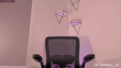 Salome  online show from February 2026 06:57:02 PM