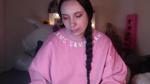 yenny online show from December 2024 07:49:02 AM