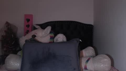 yenny online show from February 2025 07:40:01 AM