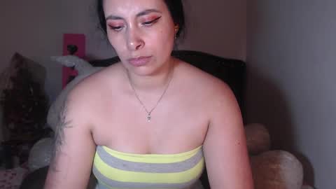 yenny online show from February 2025 07:26:02 AM