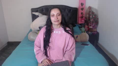 yenny online show from November 2025 03:29:02 AM