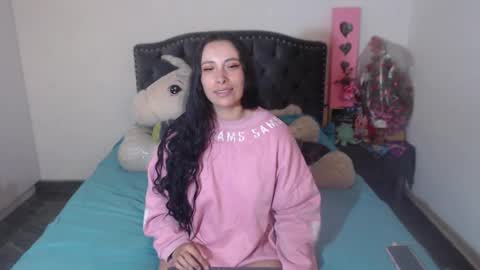 yenny online show from December 2025 04:09:01 AM