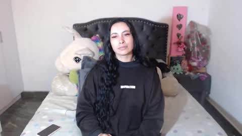 yenny online show from January 2026 03:09:02 AM