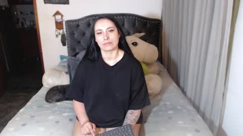 Snapshot of salomefox2 chatting on May 2026 05:04:01 AM yenny online show from May 2026 05:04:01 AM
