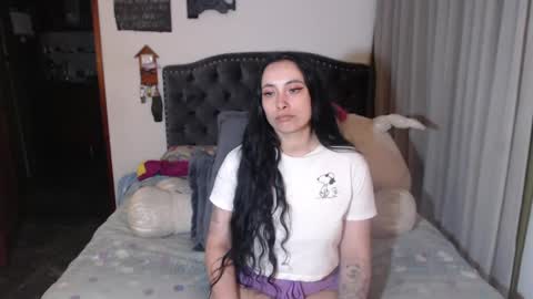 Snapshot of salomefox2 chatting on May 2026 03:44:02 AM yenny online show from May 2026 03:44:02 AM