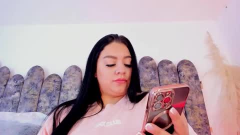 Salome online show from November 2025 11:04:02 PM