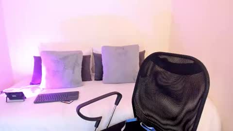 Snapshot of salomesimos1 chatting on February 2026 11:14:01 PM Salome online show from February 2026 11:14:01 PM