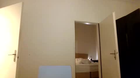 Snapshot of salsapaulus chatting on December 2024 01:58:01 AM salsapaulus online show from December 2024 01:58:01 AM