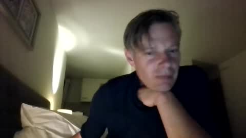 salsapaulus online show from April 2026 09:56:02 PM