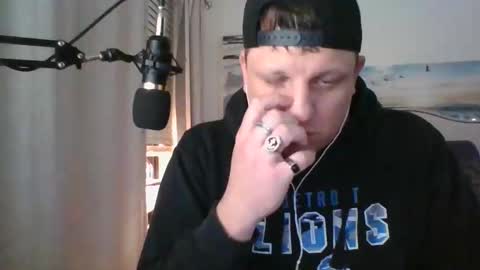 Snapshot of salsbud2022 chatting on January 2025 07:49:01 AM salsbud2022 online show from January 2025 07:49:01 AM