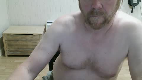 Snapshot of saltimbanquier chatting on May 2026 10:12:01 AM Saltimbanquier Salt ou Banquier online show from May 2026 10:12:01 AM