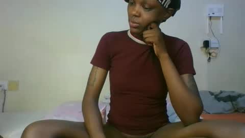 Snapshot of saltysugar20 chatting on May 2026 03:04:02 AM Sugarbabe online show from May 2026 03:04:02 AM