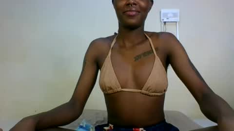 Snapshot of saltysugar20 chatting on June 2026 09:29:01 PM Sugarbabe online show from June 2026 09:29:01 PM